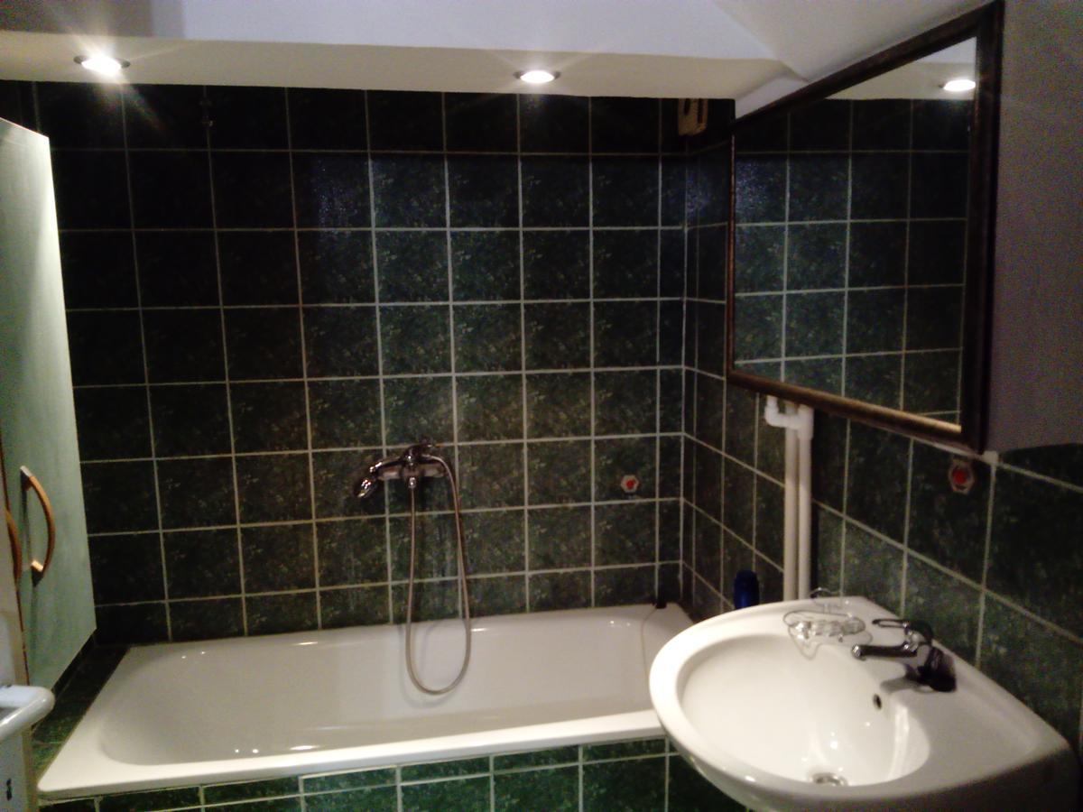 Jasmin White Apartment Szkopje Kültér fotó