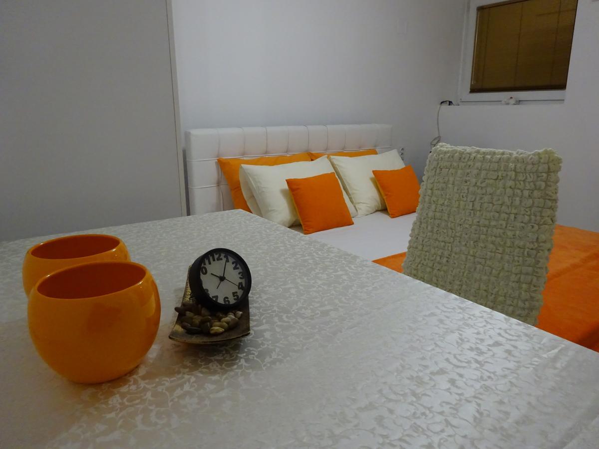 Jasmin White Apartment Szkopje Kültér fotó