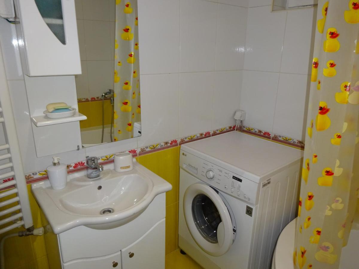 Jasmin White Apartment Szkopje Kültér fotó