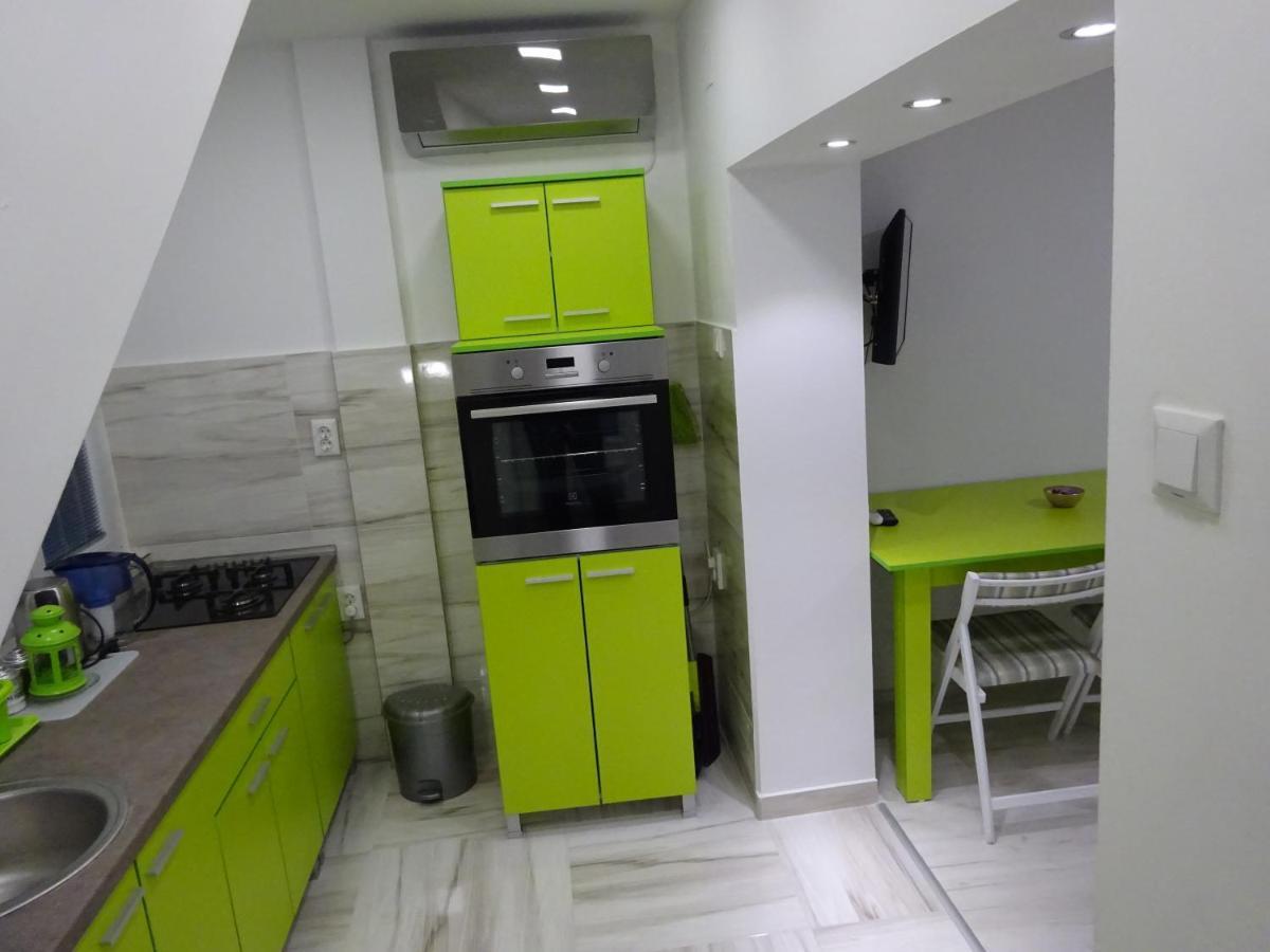 Jasmin White Apartment Szkopje Kültér fotó